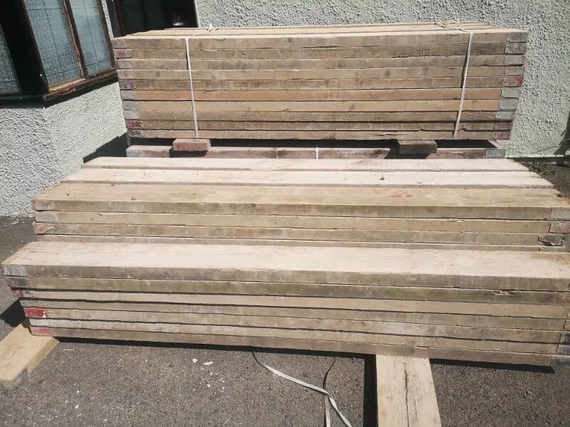 Reclaimed Scaffold Boards, Used Scaffolding Boards, ideal for DIY and