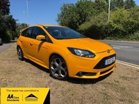 2013 Ford Focus 2.0T ST-2 5dr 1 PREV OWNER 11 FORD DEALER SERVICES HATCHBACK Pet