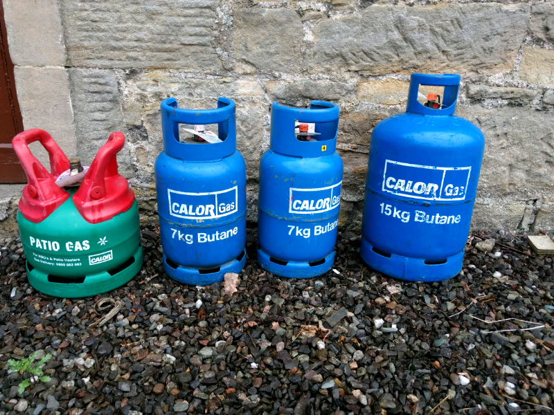 Calor Butane Gas 7kg Bottle & 1 patio/propane gas Regulator in Stirling Gumtree