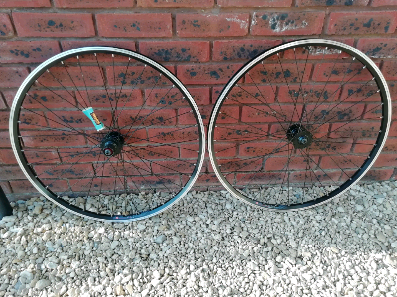 NEW Pair 28 inch 700c Alloy QR Bike wheels Rim or Disc Brakes in