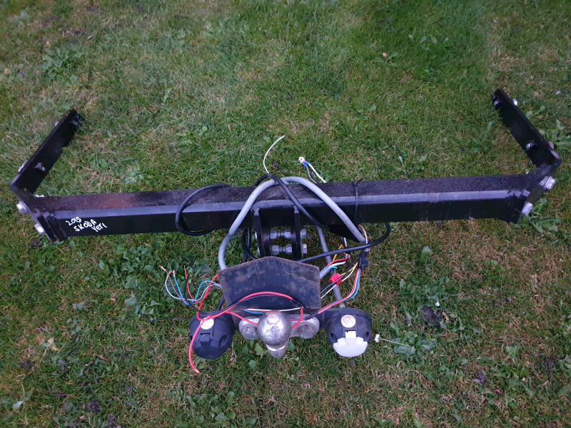 2015 Skoda Yeti towbar with electrics in Hartlepool, County Durham