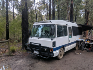 Caravan машина toyota