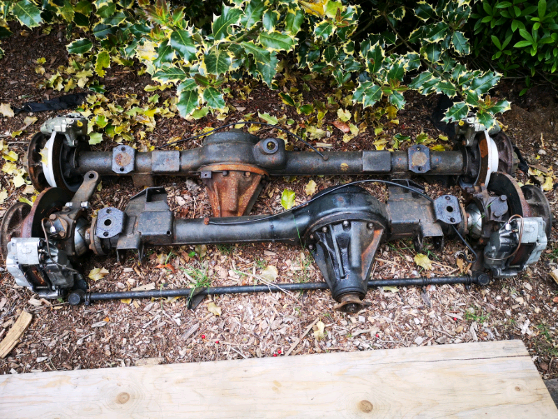 Land rover defender front axle and discovery 1 rear axle in Stokeon