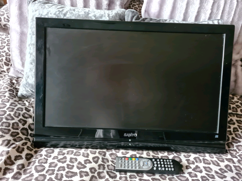 SANYO 26" SCREEN TV WITH BUILT IN DVD in Yardley, West Midlands Gumtree