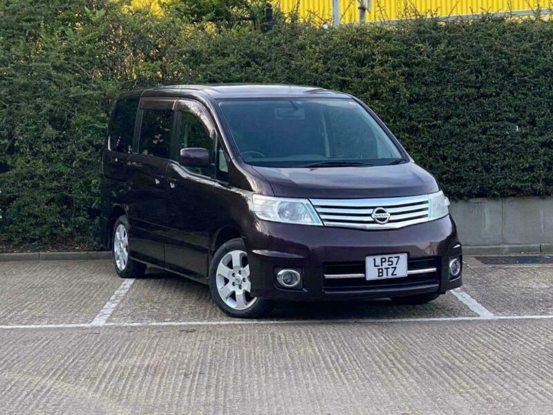 Nissan serena 2007