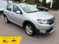 Dacia Sandero STEPWAY LAUREATE TCE