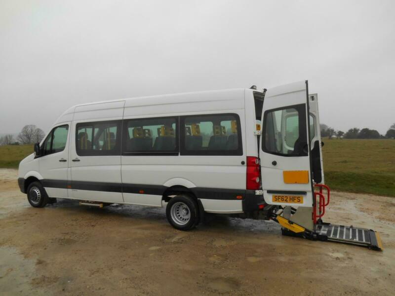 2013 VOLKSWAGEN CRAFTER CR50 16 SEAT WHEELCHAIR ACCESSIBLE DISABLED MINIBUS in Stonehouse