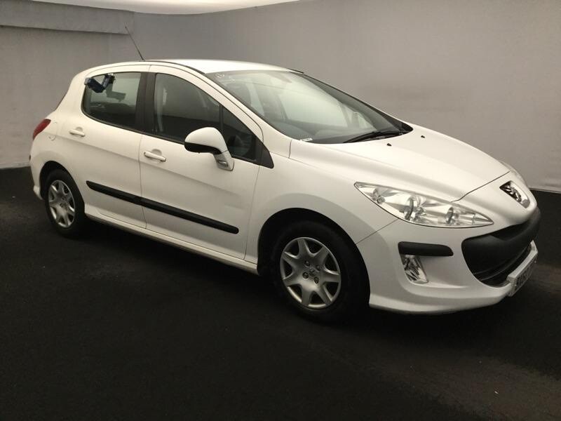 Peugeot 308 2010 год
