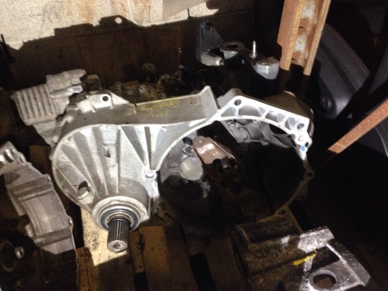 Vw transporter t5.1 5speed 2.0tdi MQT gearbox in Blackburn