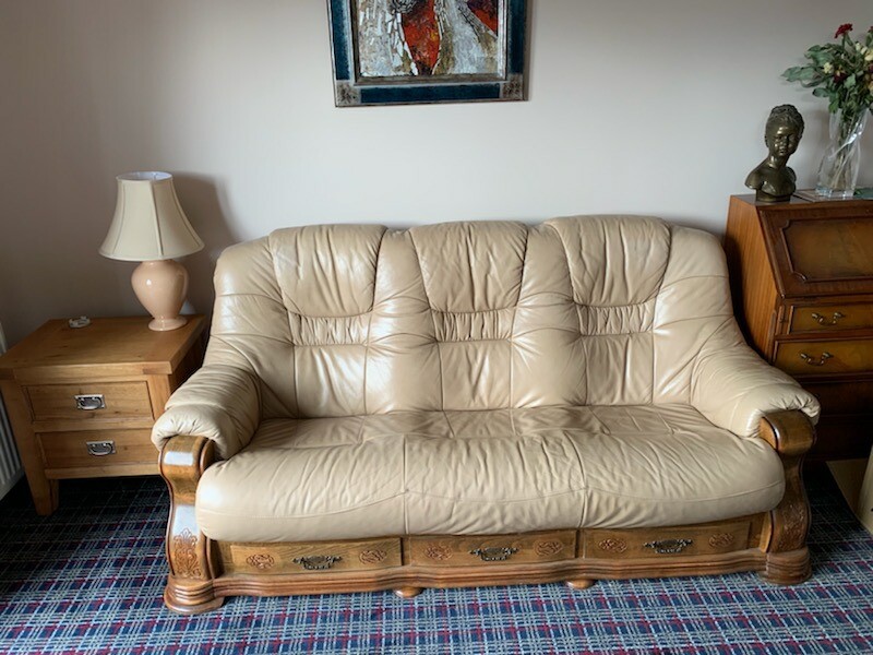 leather and oak sofas in Alloa, Clackmannanshire Gumtree