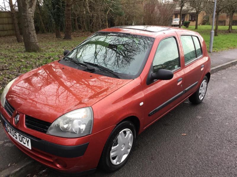 2005 Renault Clio 1.4 automatIc Expression October 19 mot exceptional
