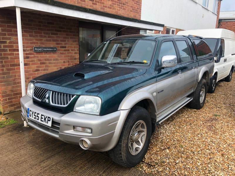 Mitsubishi l200 2005