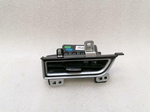 TESLA MODEL X 75D Left Air vent 1023243-00-C RHD RECHTSLENKER