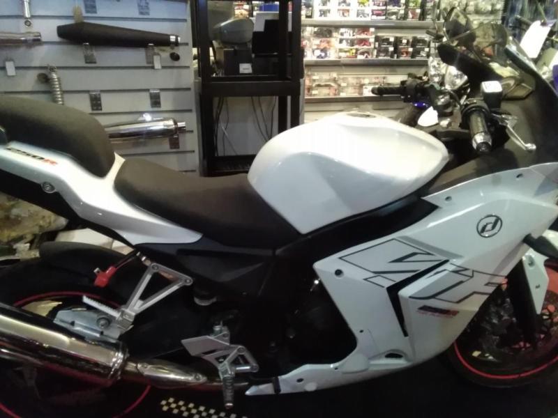 Daelim Vjf Roadsport 125 Specs 2016 2017 2018 2019 Autoevolution