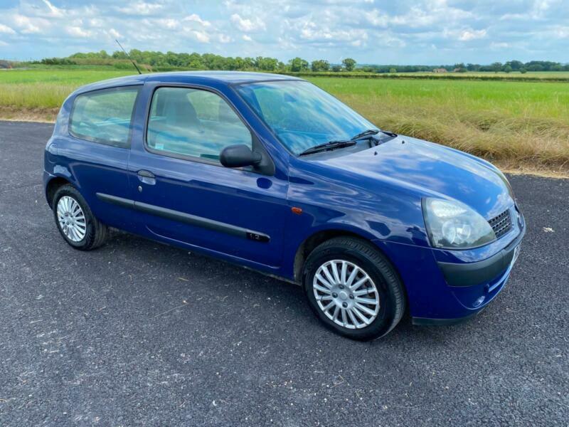 Renault clio 2001 года