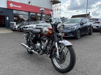 2023 Royal Enfield Classic 350 Classic 350 Dark (22MY) Roadster/Retro Petrol Man