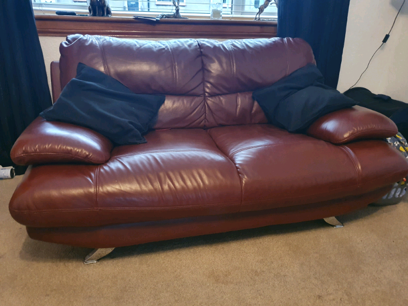 2+2+1 Harveys leather sofa /suite fantastic condition in Galston