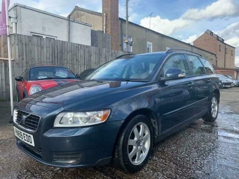 Volvo v50 2009