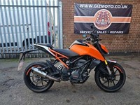 KTM Duke 125 '2018' HPI CLEAR/2 KEYS/SERVICE BOOK/OWNERS MANUAL