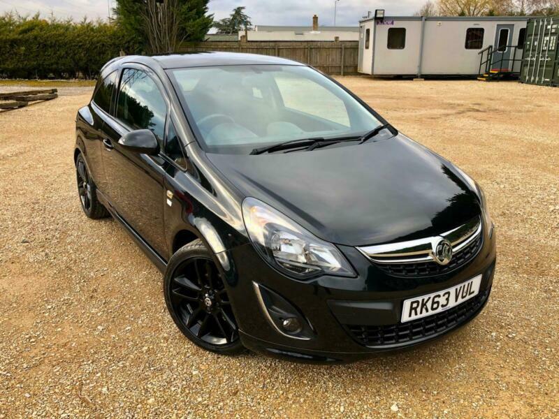 Vauxhall/Opel Corsa 1.2i 16v/Limited Edition/VERY LOW MILEAGE/12 Month