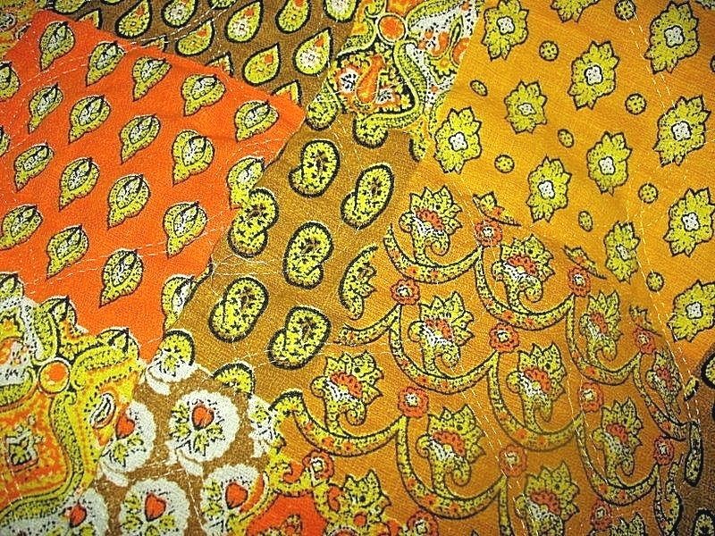 VTG 70'S Paisley Patchwork Print Quilted SALVAGED Fabric Orange Brown 34