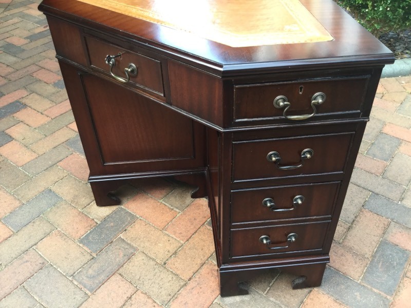 Vintage leather top corner desk mahogany in Bournemouth, Dorset Gumtree