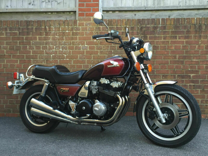 Honda cb 900