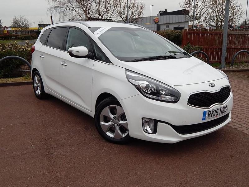 Kia carens 2015