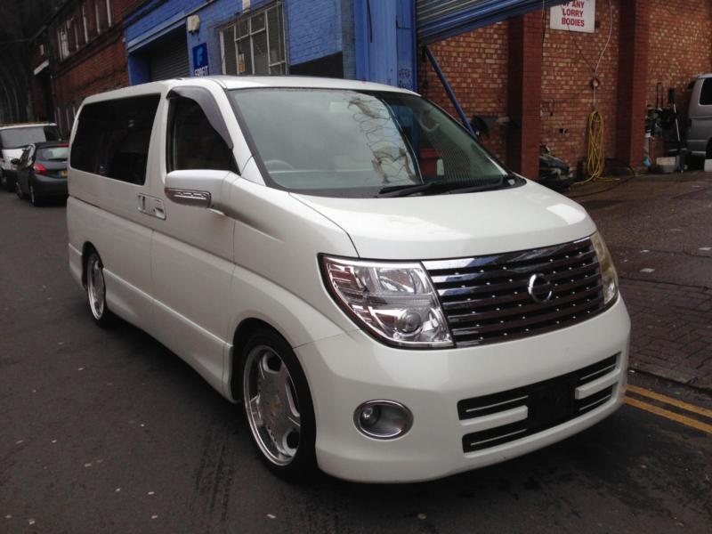 Nissan homy elgrand