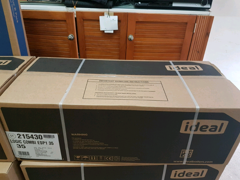 IDEAL LOGIC COMBI BOILER ESP1 35 MOD 215430 in Batley, West Yorkshire