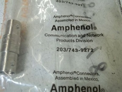AMPHENOL 203/743-9272 CONNECTOR * NEW IN FACTORY BAG *