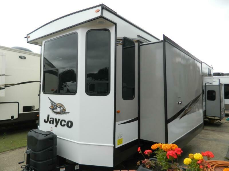 Jayco Bungalow 40 Loft Destination Trailer Showmans Caravan Rv 5th Wheel Static In Northampton Northamptonshire Gumtree