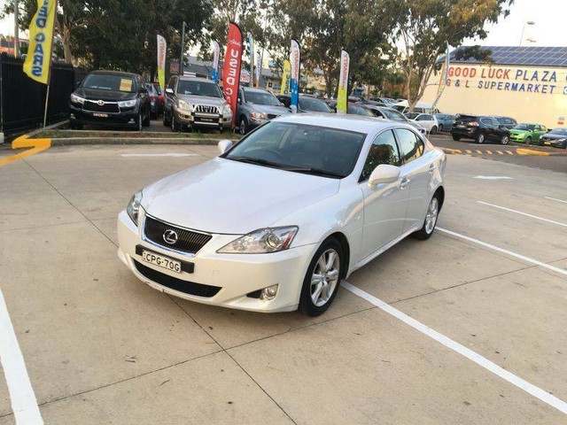 2005 lexus is250