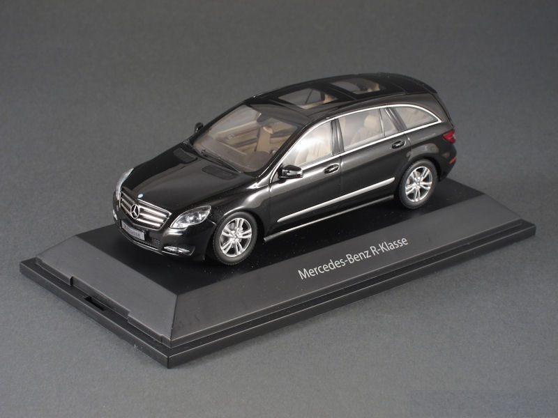 Mercedes R Klasse W251 Br251 Facelift 2010 Black Metal Minichamps B66960056 1/43