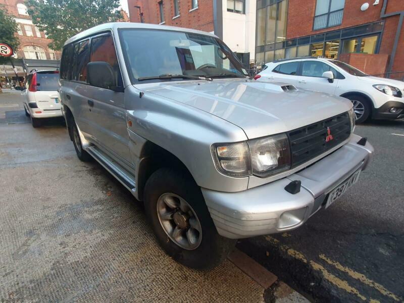 Mitsubishi pajero 7 местный