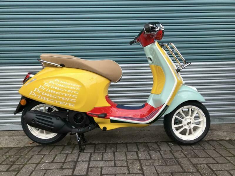 vespa primavera sean wotherspoon 125