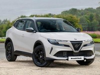 2025 Alfa Romeo Junior 1.2 Turbo Ibrida 5dr Auto Hatchback Petrol Automatic