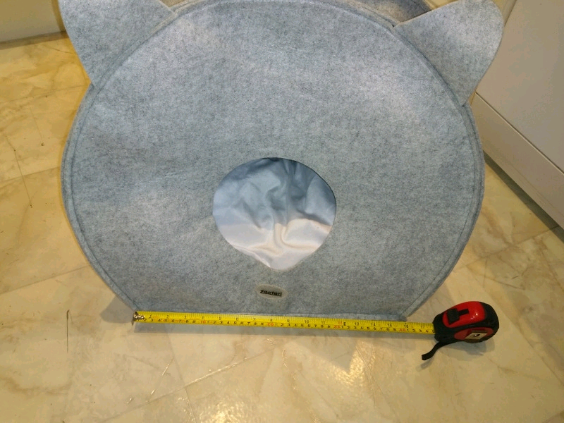Brand New zoofari cat cave Bed Never in Wolverhampton, West Midlands
