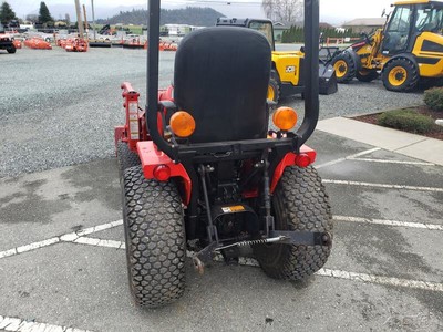 2000 MASSEY FERGUSON 1225 Used