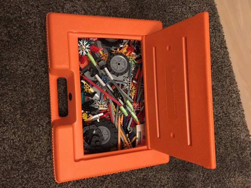 K'nex orange box. used but still life in it. Would do for extra parts