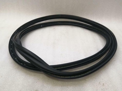 TESLA MODEL 3 LONG RANGE Boot Seal 1091069-00-D Heckklappengummi