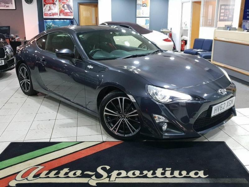 Toyota gt86 2012 года