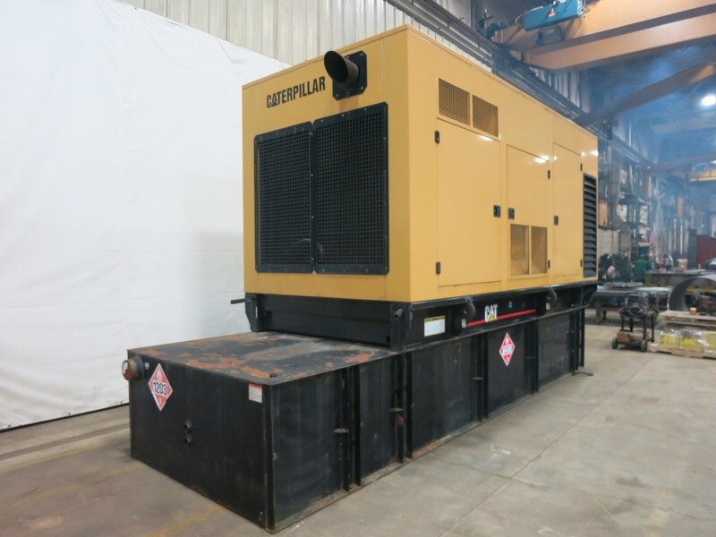 (2000) 750 KW Caterpillar 3412 Diesel Generator 1091 Hours