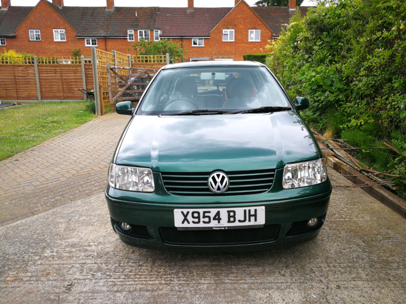 Volkswagen polo green