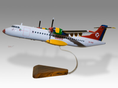 ATR-72-200 Danish Air Transport Aerospatiale Solid Wood Handmade Desktop Model