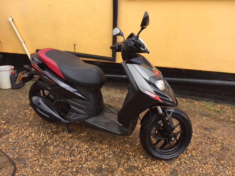 aprilia moped 125