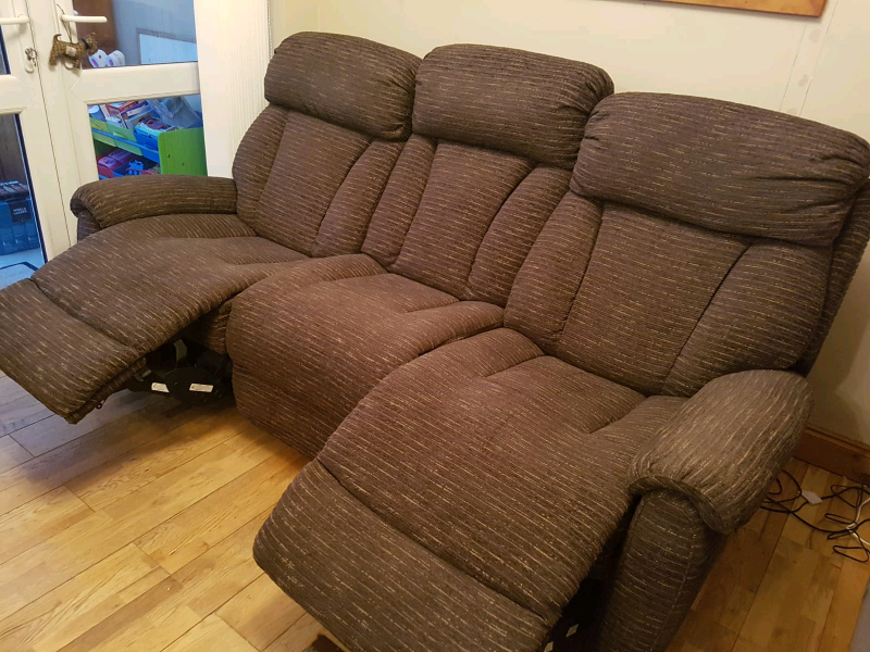 3 seater Lazyboy recliner sofa. in Aylsham, Norfolk Gumtree