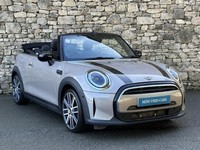 MINI CONVERTIBLE 1.5 Cooper Exclusive 2dr Auto