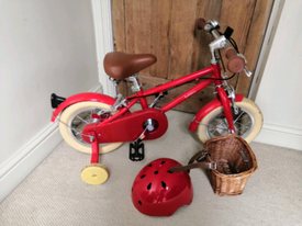 bobbin moonbug 12