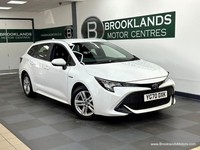 Toyota Corolla 1.8 ICON TECH [SAT NAV, HEATED SEATS & REVERSE CAMERA]